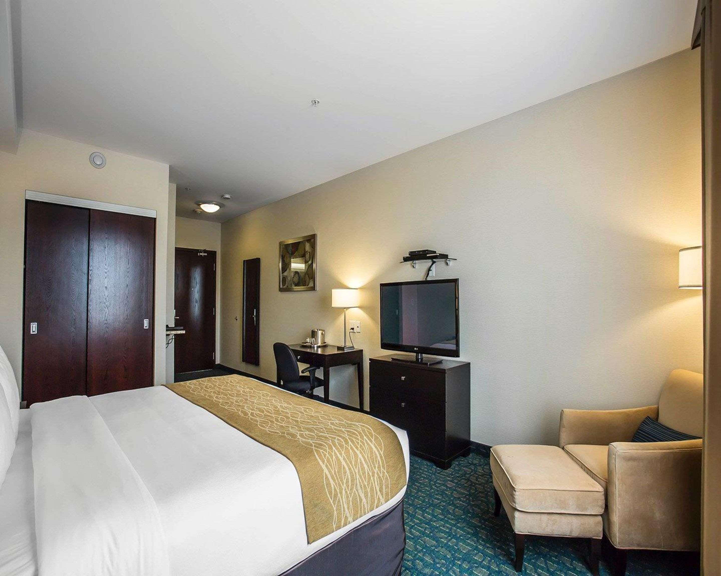 Comfort Hotel Bayer'S Lake Timberlea Ngoại thất bức ảnh