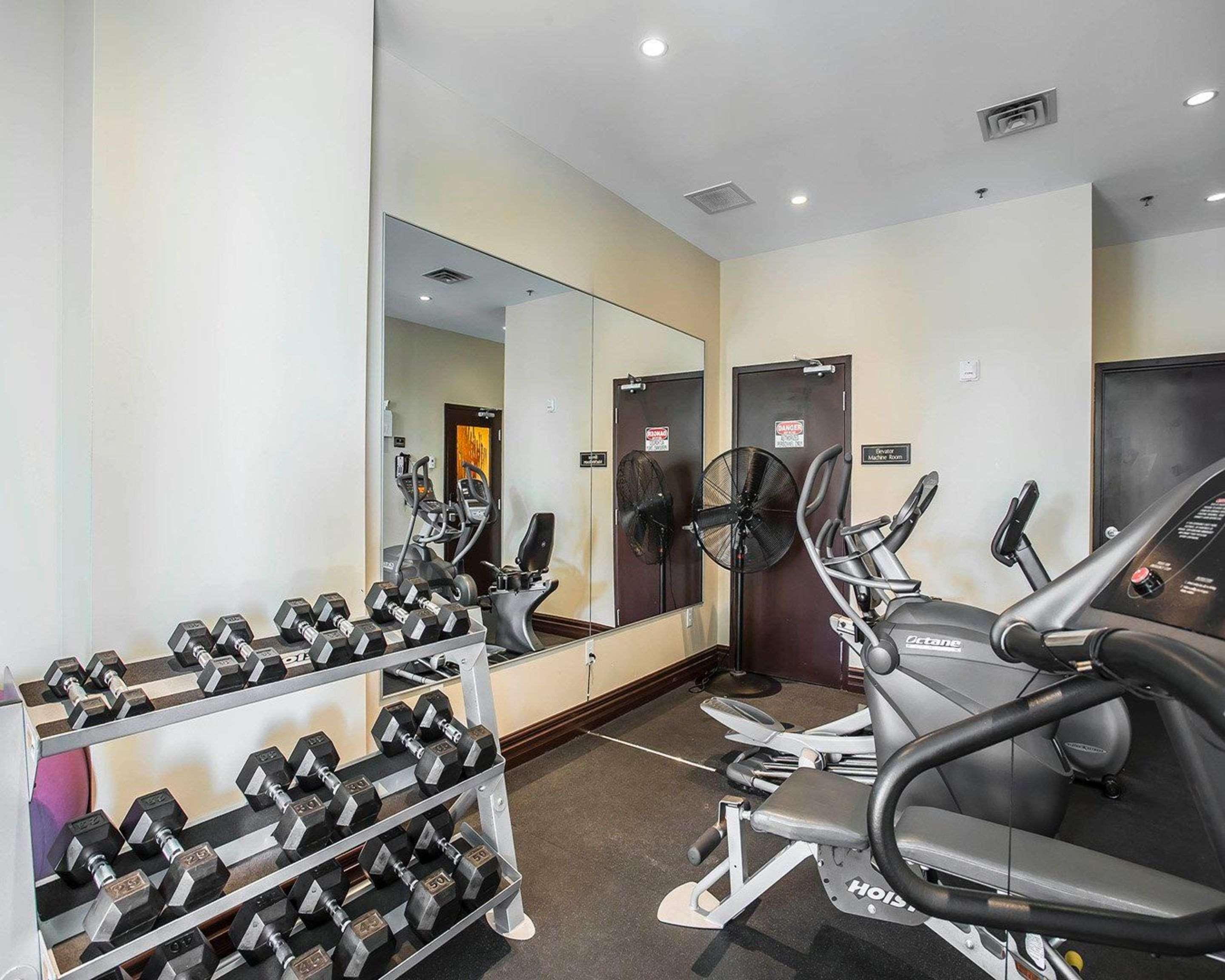 Comfort Hotel Bayer'S Lake Timberlea Ngoại thất bức ảnh