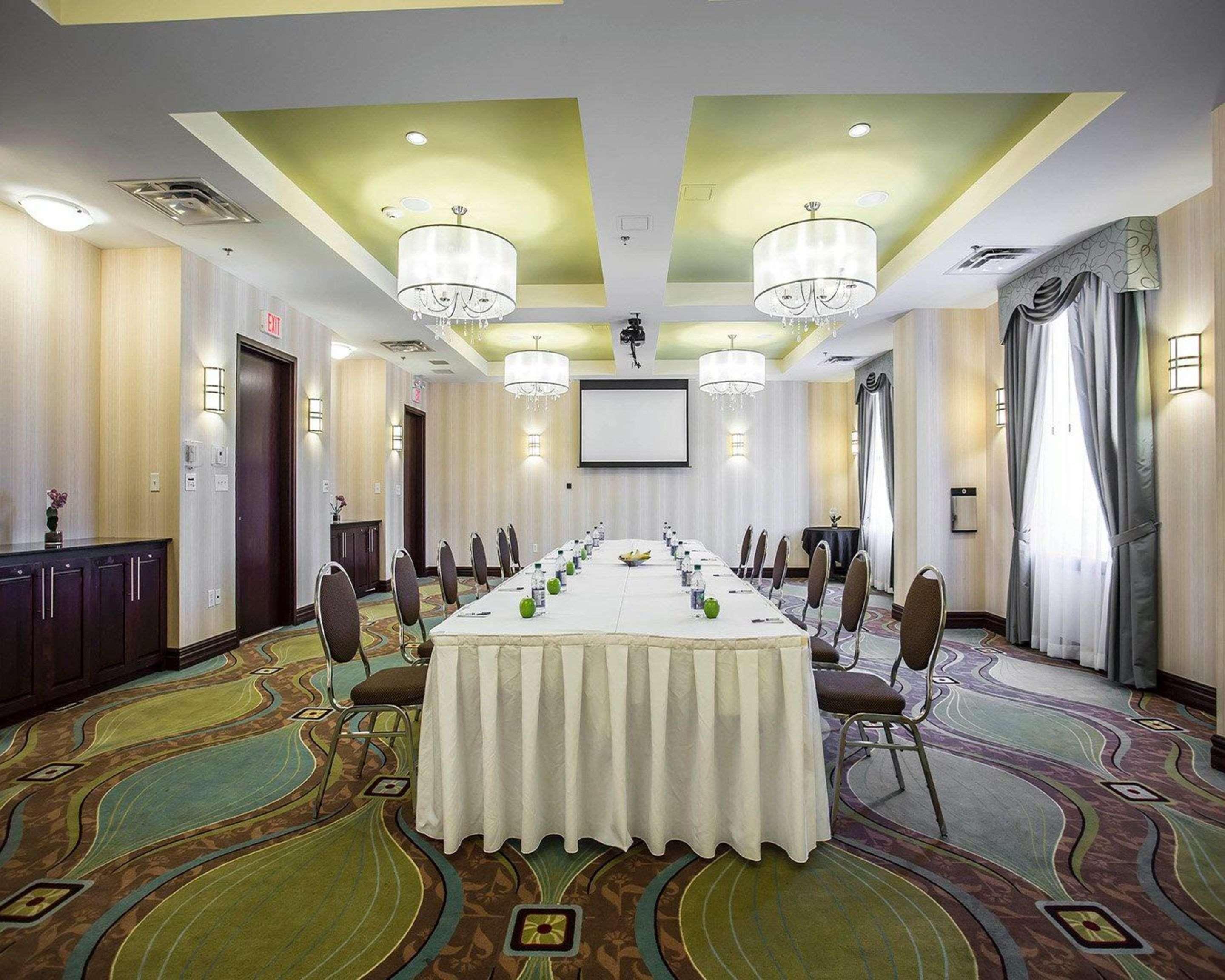 Comfort Hotel Bayer'S Lake Timberlea Ngoại thất bức ảnh