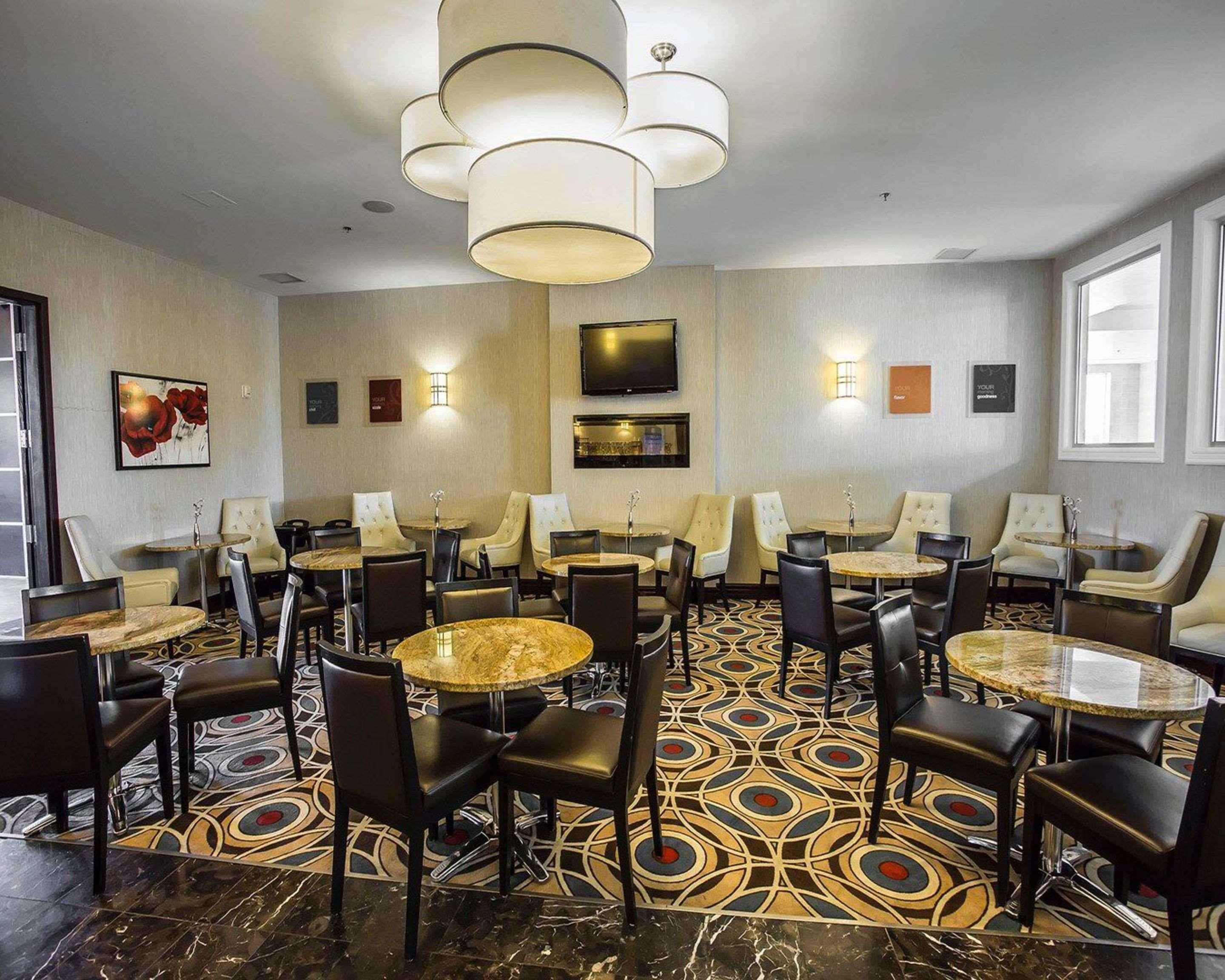 Comfort Hotel Bayer'S Lake Timberlea Ngoại thất bức ảnh