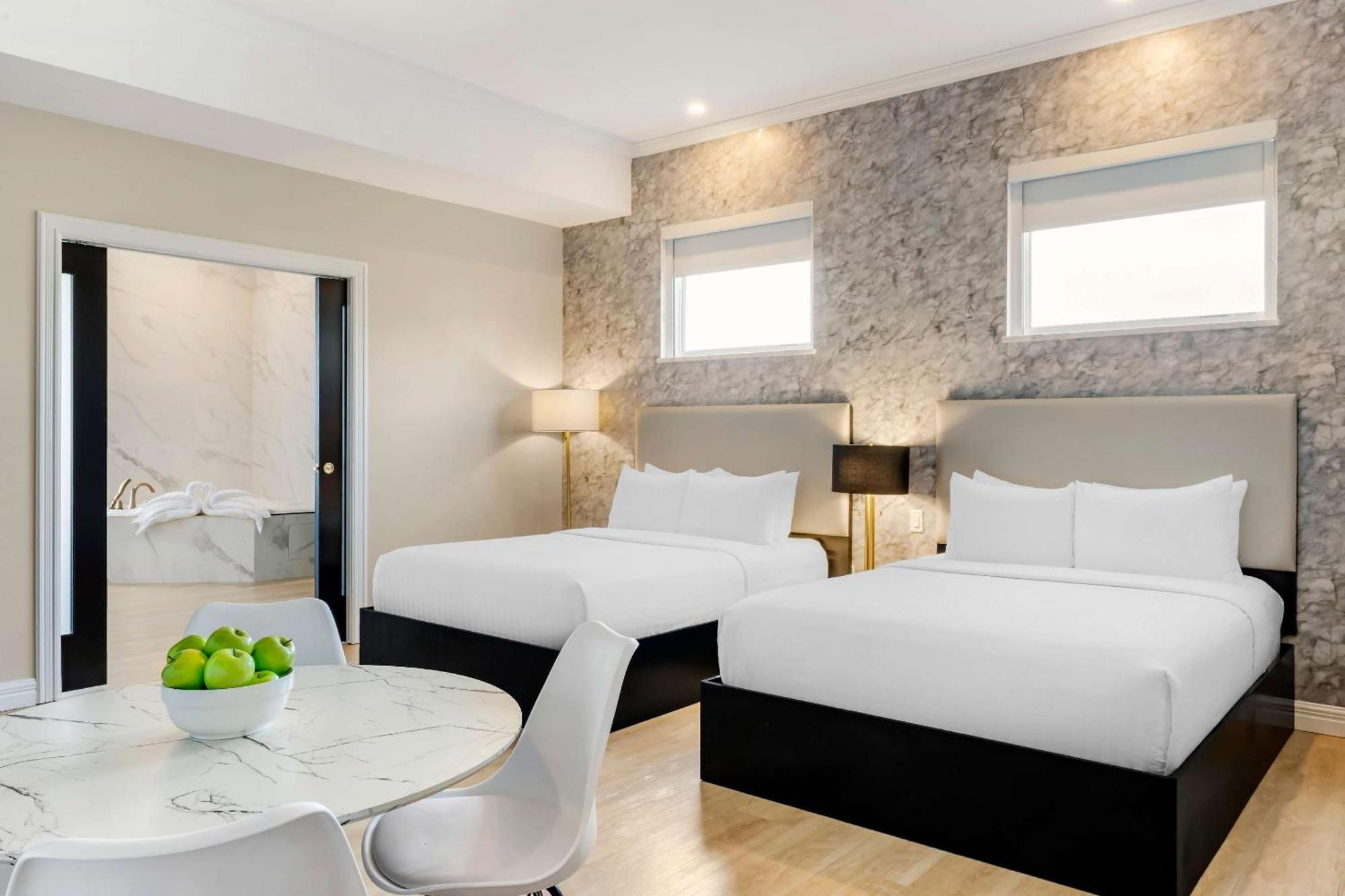 Comfort Hotel Bayer'S Lake Timberlea Ngoại thất bức ảnh