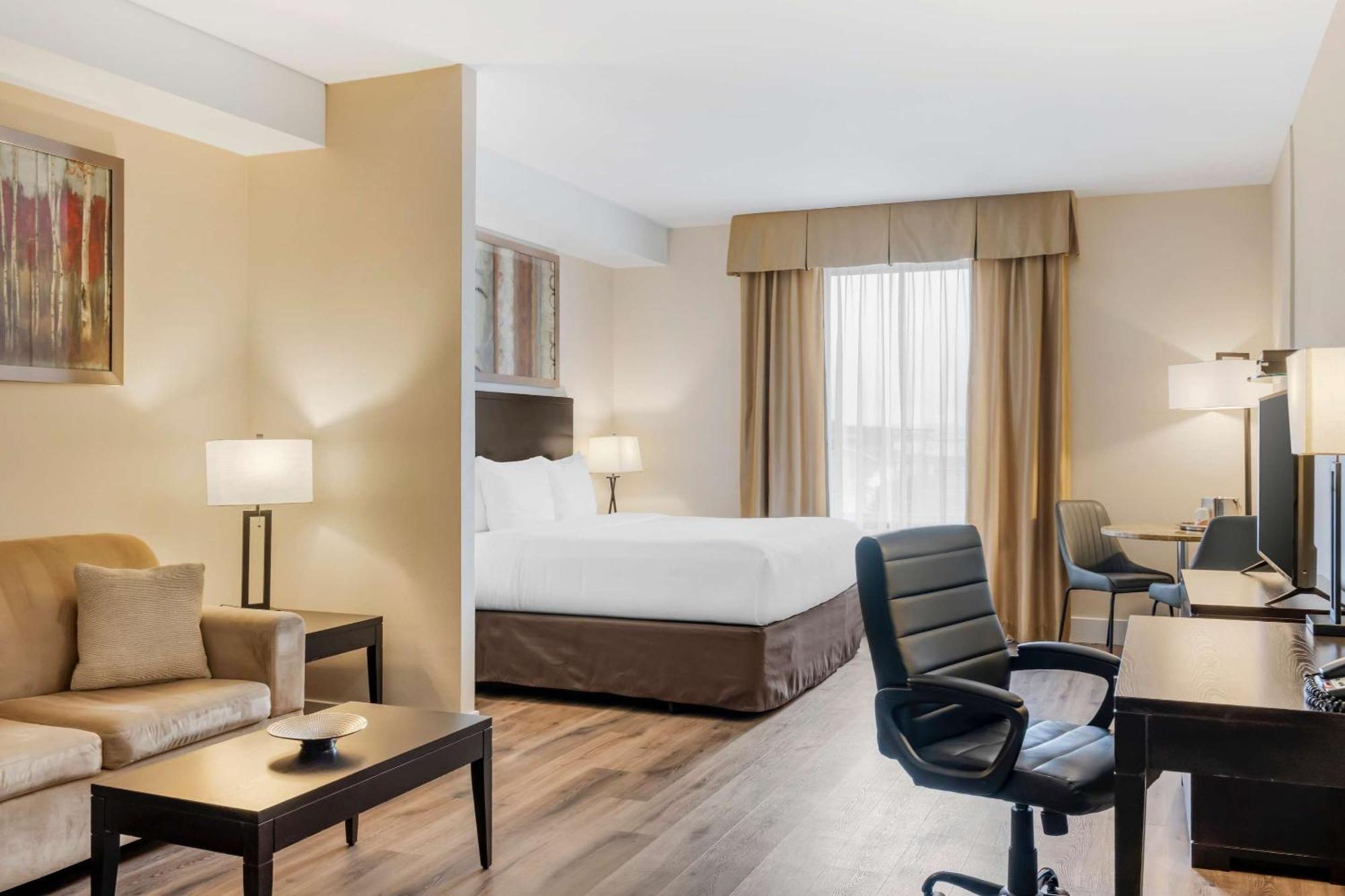 Comfort Hotel Bayer'S Lake Timberlea Ngoại thất bức ảnh