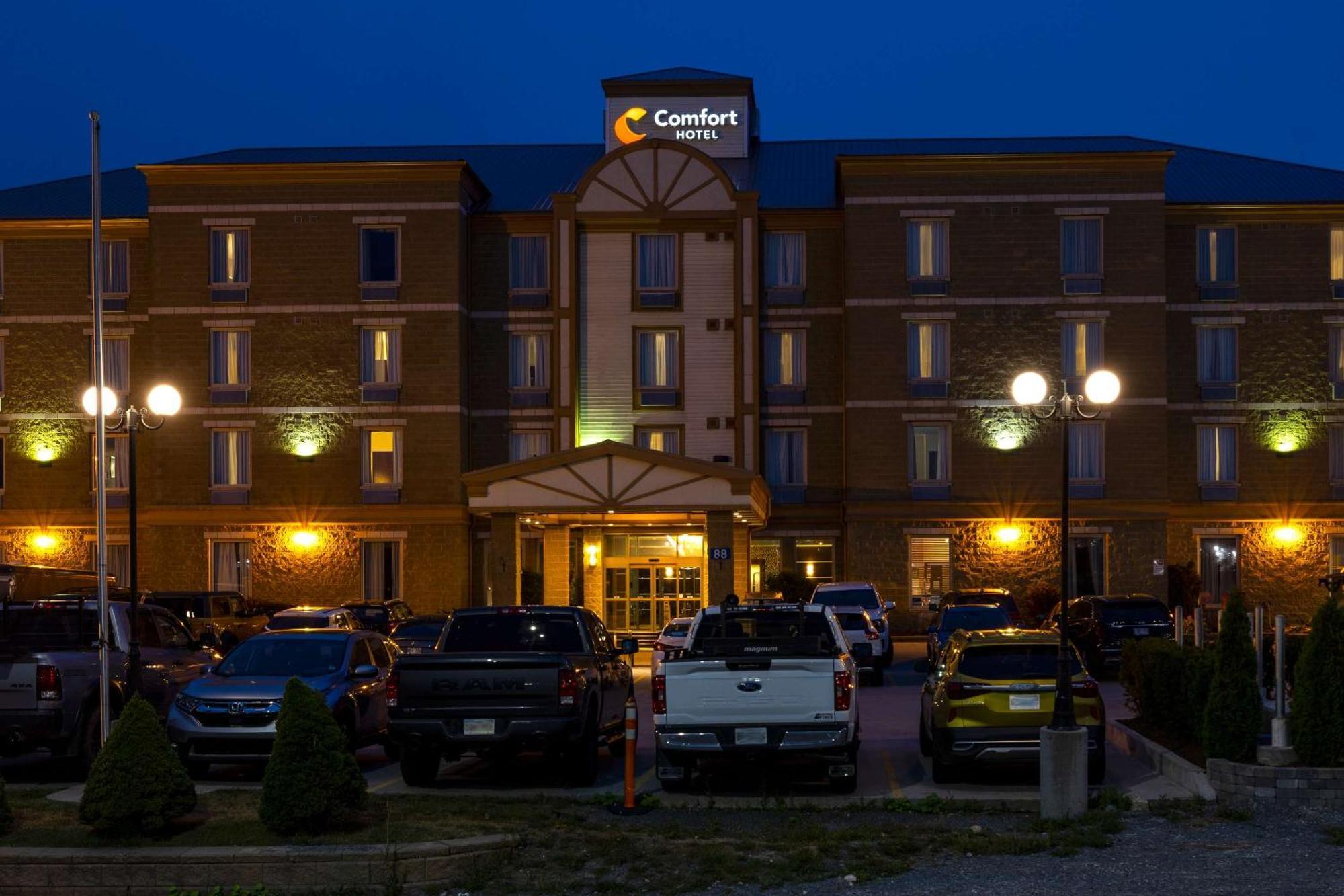 Comfort Hotel Bayer'S Lake Timberlea Ngoại thất bức ảnh